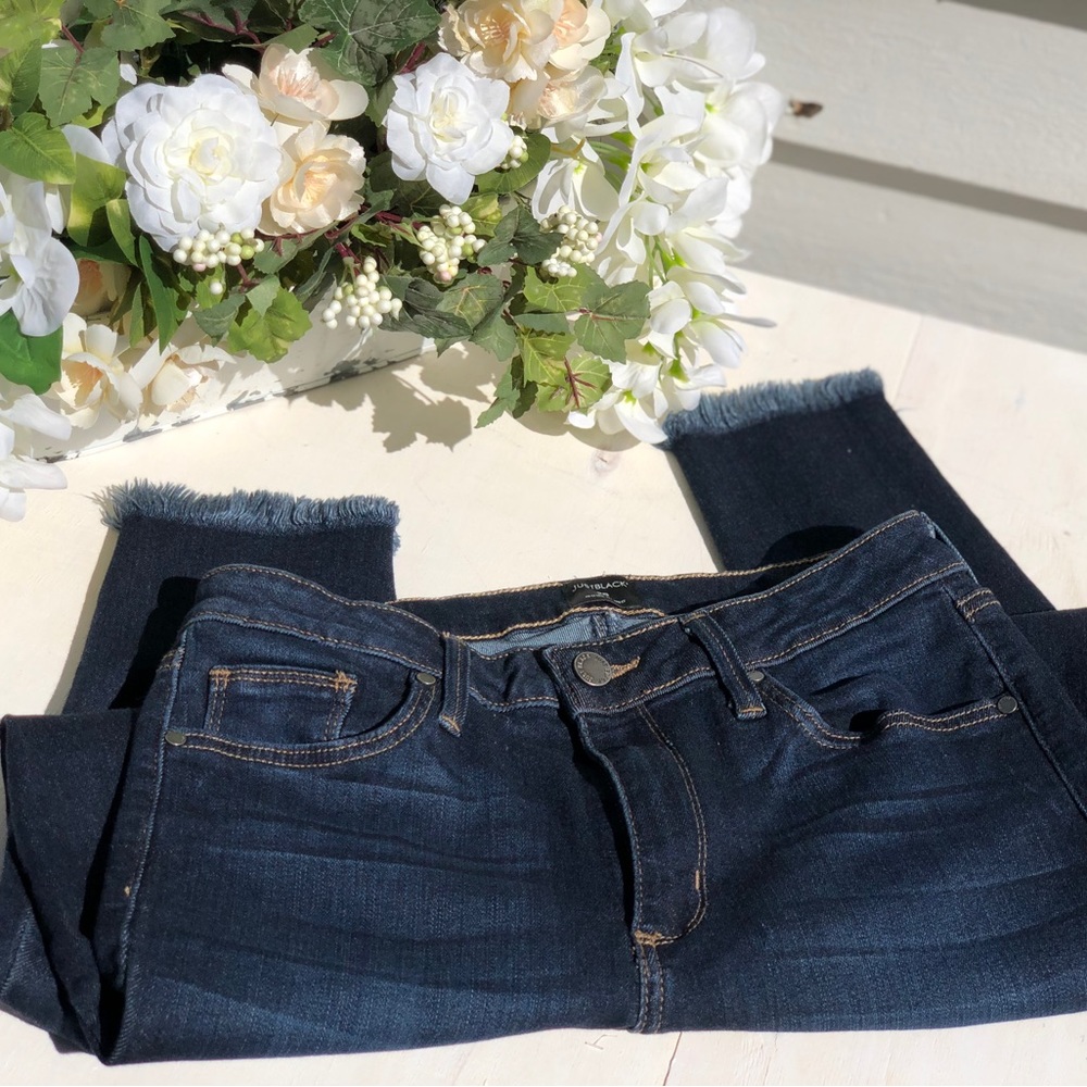 Just Black Skinny jeans: size 28